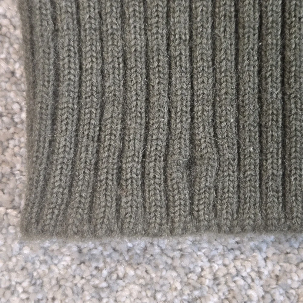 Military Sweater Mens Size 38(2) Wool Vintage Green Shoulder/Elbow‎ Patches